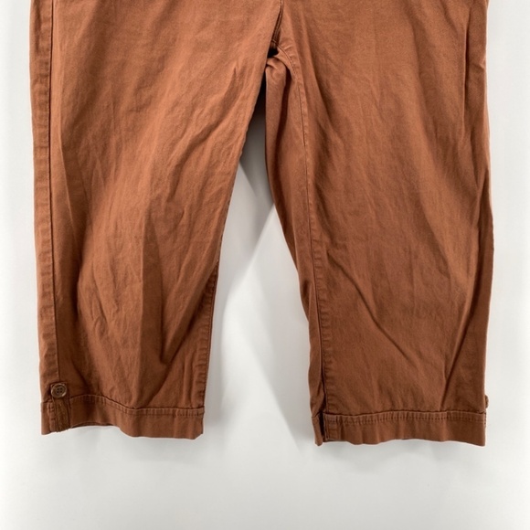 Reitmans Pants Capris Women's Size 9 Brown Zip Pockets Button Zip Closure - Picture 3 of 12